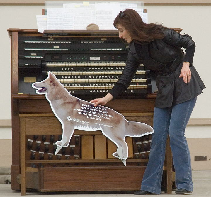 San Diego Civic Organist Carol Williams